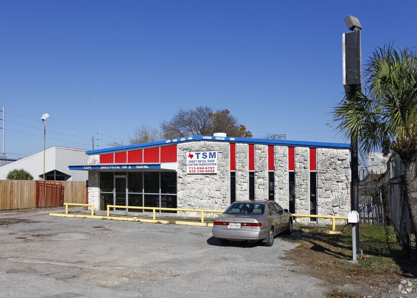 More Photos Of 5710 Star Ln, Houston Warehouse For Lease