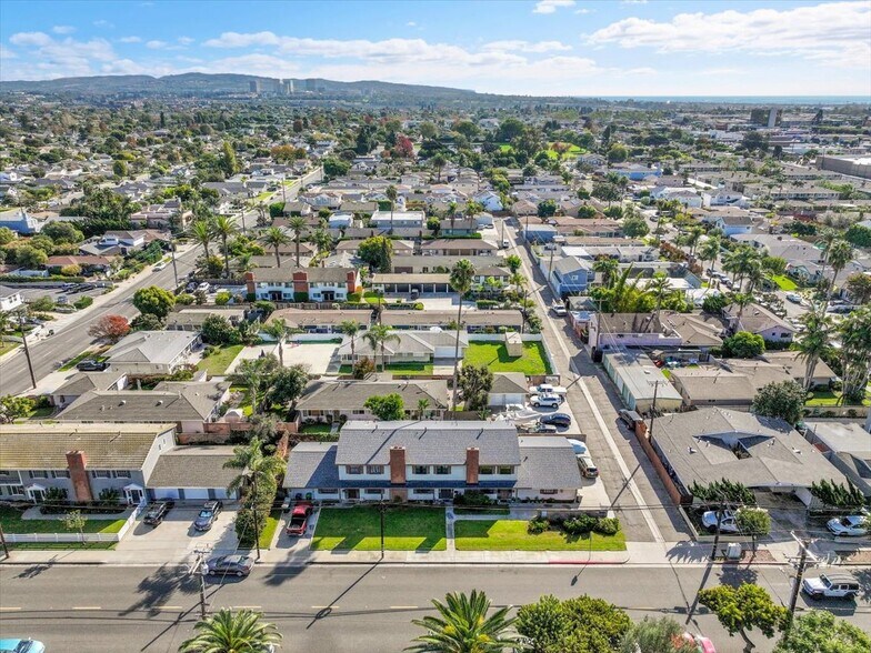 More Photos Of 1780 Santa Ana Ave, Costa Mesa Multifamily For Sale