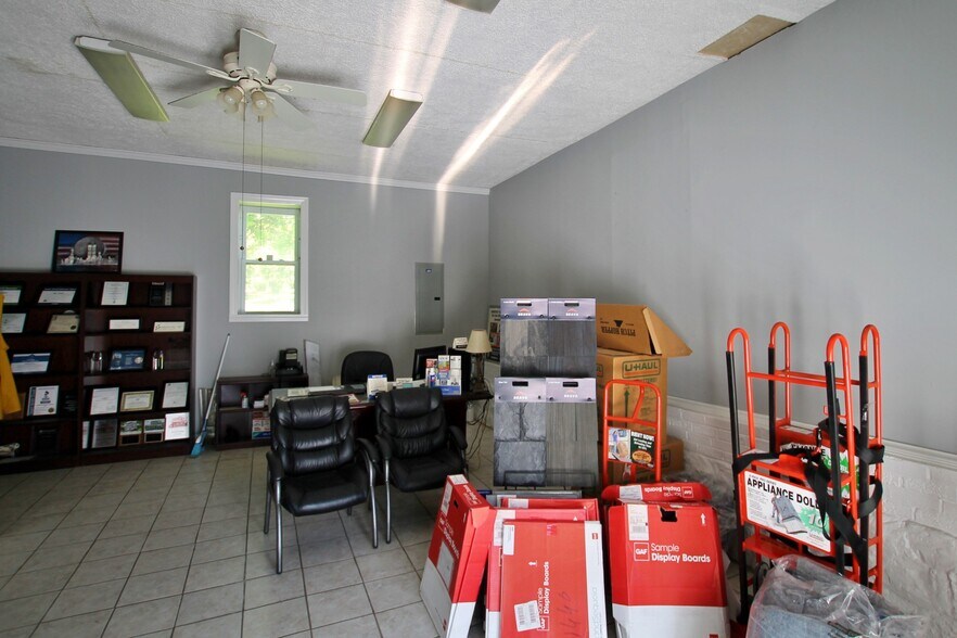 More Photos Of 1063 Louisville Hwy, Goodlettsville Flex For Sale