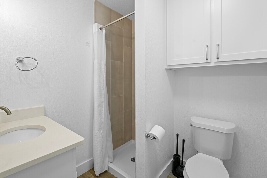 More Photos Of 3701 Seagull Blvd, Corpus Christi Apartments For Sale