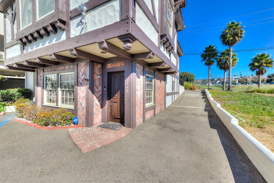 More Photos Of 2449 S El Camino Real, San Clemente Storefront Retail Office For Sale