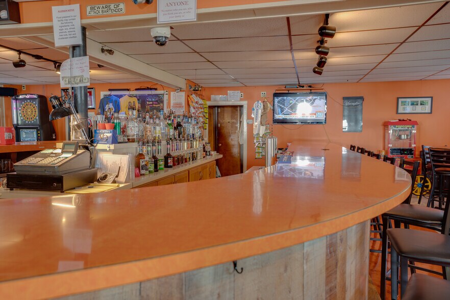 More Photos Of 236 N Main St, Milroy General Retail For Sale