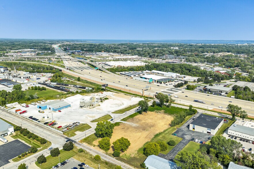 More Photos Of 510 Lambeau St, Green Bay Land For Sale