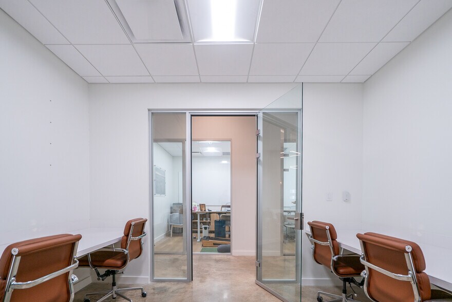 More Photos Of 220-228 NE 59th St, Miami Loft Creative Space For Lease