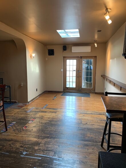 More Photos Of 8910 5th Ave, Brooklyn Storefront Retail Residential For Lease