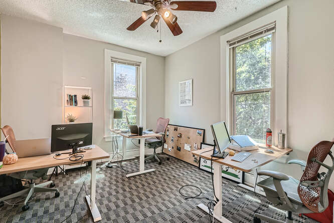 More Photos Of 1719 Emerson St, Denver Office For Lease