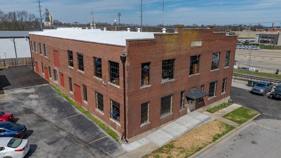 More Photos Of 741 Price Ave, Lexington Industrial For Sale