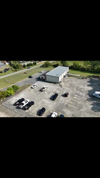 Primary Photo Of 93 Old Dixie Hwy, Adairsville Showroom For Sale