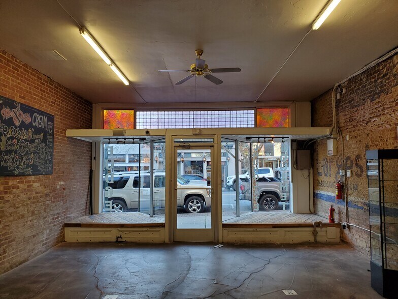 More Photos Of 527-529 S Elm St, Greensboro Storefront For Lease