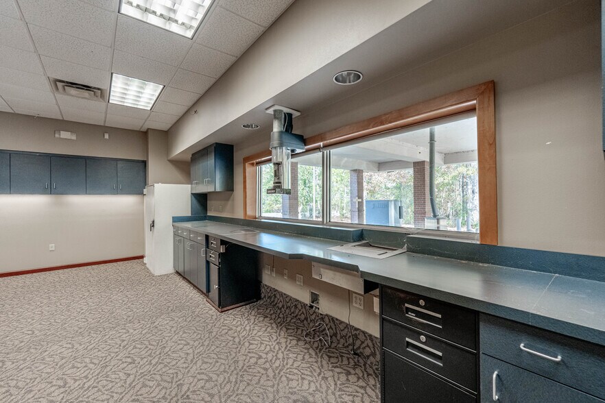 More Photos Of 6408 Highway 28 E, Pineville Office For Sale