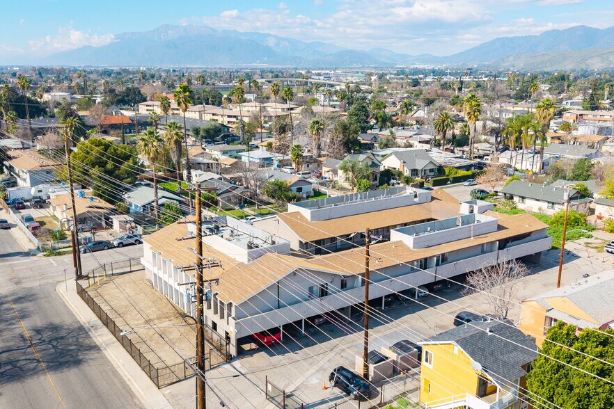 More Photos Of 1319 N Acacia Ave, San Bernardino Apartments For Sale
