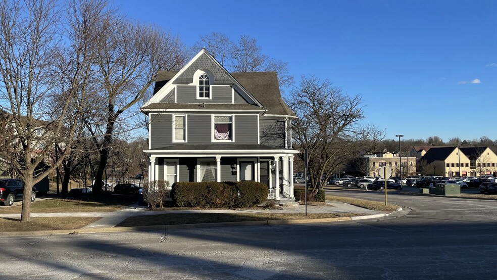 More Photos Of 101 N 1st St, Geneva Apartments For Sale