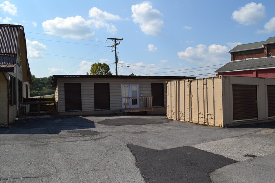 More Photos Of 5976 Virginia Ave, Pembroke Storefront Retail Residential For Sale