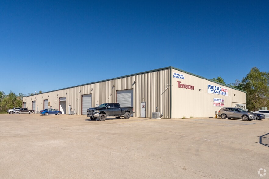 More Photos Of 105 W 365 Hwy, Port Arthur Warehouse For Lease