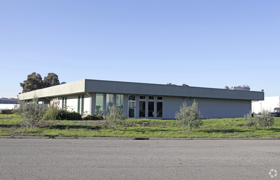 More Photos Of 1675 Sabre St, Hayward Industrial For Sale