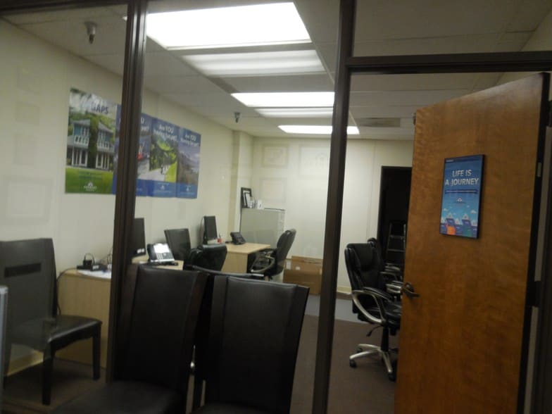More Photos Of 3220 Blume Dr, Richmond Office For Lease