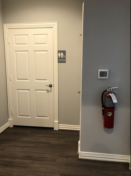 More Photos Of 8668 John Hickman Pky, Frisco Medical For Lease