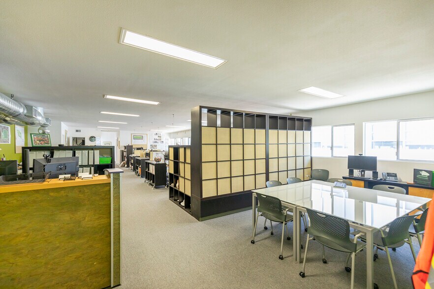 More Photos Of 1415 21st St, Sacramento Office For Sale