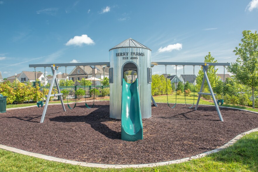 More Photos Of 4068 Rural Plains Cir, Franklin Unknown For Lease