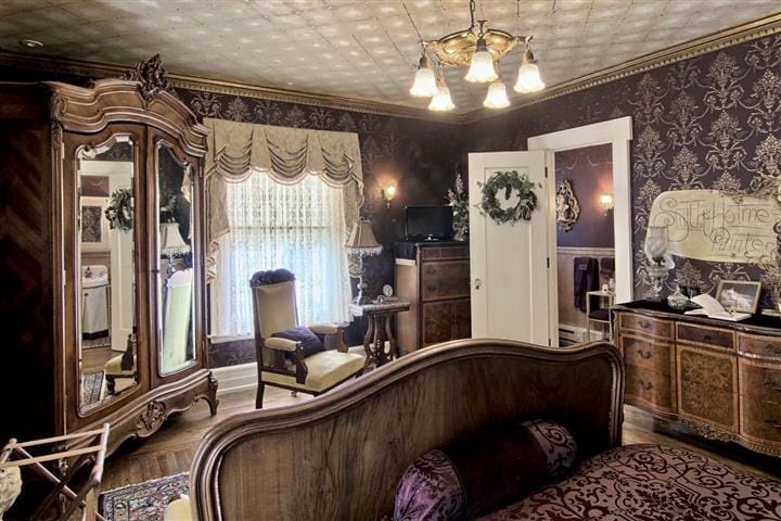 More Photos Of 230 Wellington St, Traverse City Hospitality For Sale