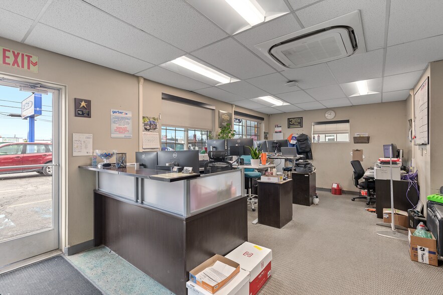 More Photos Of 2414 N 4th St, Coeur d'Alene Auto Repair For Sale