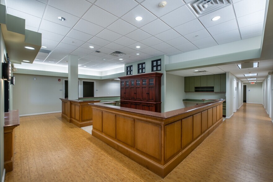 More Photos Of 1597 N Susquehanna Trl, Selinsgrove Freestanding For Lease