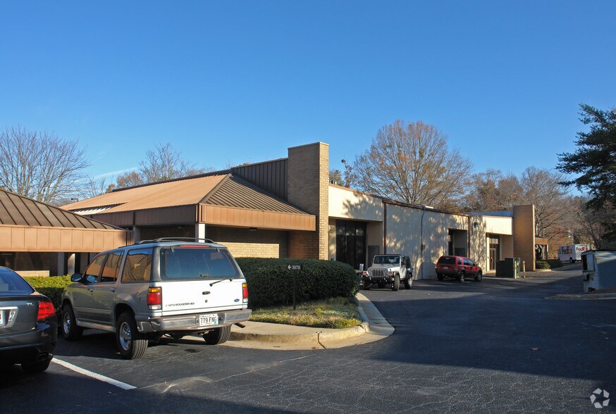 More Photos Of 3000 Business Park Dr, Norcross Unknown For Lease