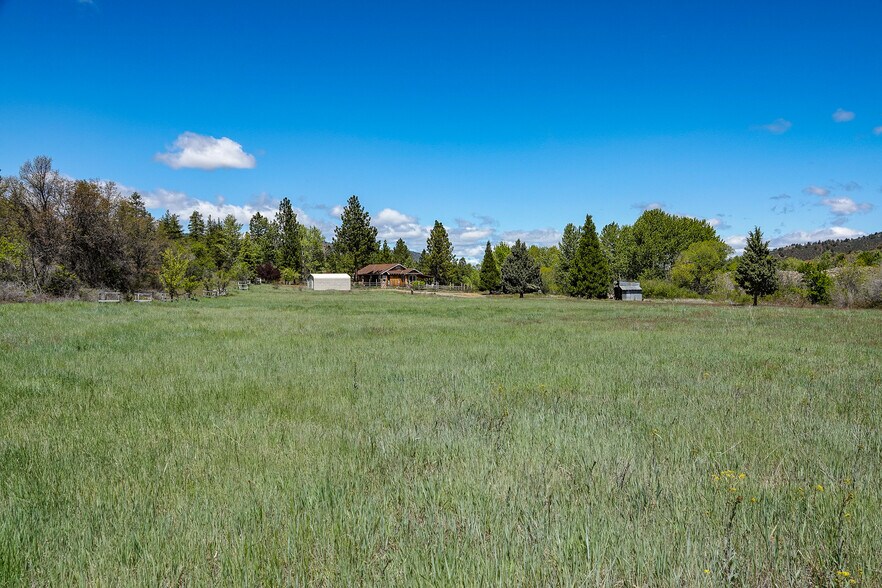 More Photos Of 10800 South Hwy 3 hwy, Callahan Land For Sale