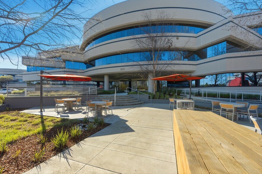 More Photos Of 1800 Gateway Dr, San Mateo Unknown For Lease