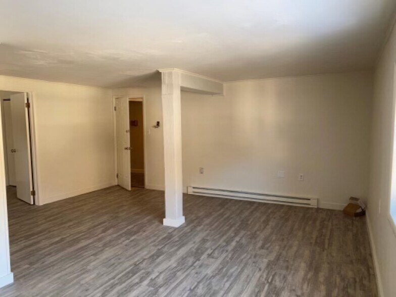 More Photos Of 388 Main St, Rosendale Restaurant For Sale