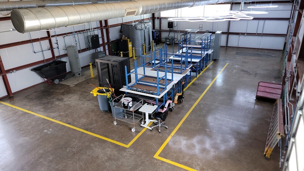 More Photos Of 443 Bastrop Hwy, Austin Flex For Lease