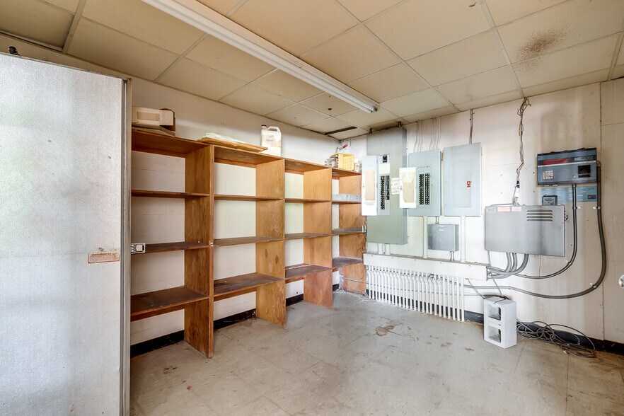 More Photos Of 2600 Earls Bridge Rd, Easley Convenience Store For Sale