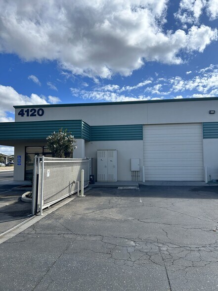 More Photos Of 4120 Bangs Ave, Modesto Warehouse For Lease