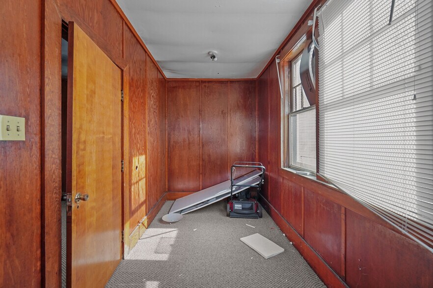 More Photos Of 72 PARKER St, Woonsocket General Retail For Sale