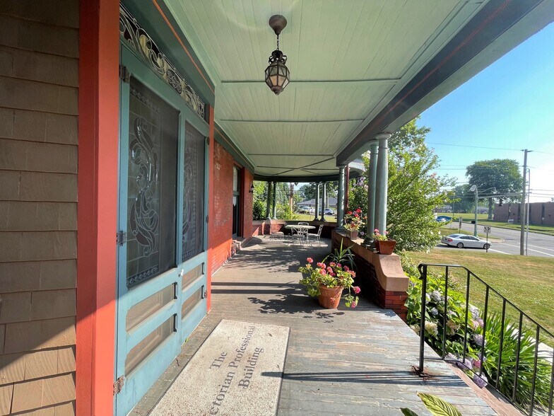 More Photos Of 1435 Market Ave N, Canton Office Residential For Sale