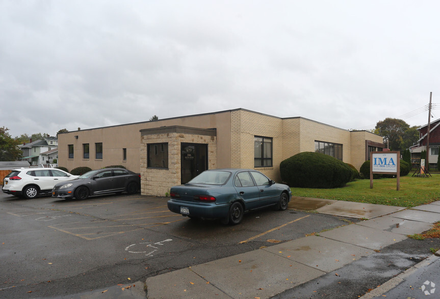 Primary Photo Of 679 Main St, Johnson City Medical For Sale