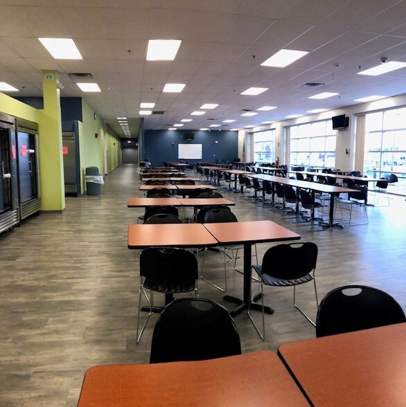 More Photos Of 255 Phillipi Rd, Columbus Research And Development For Lease