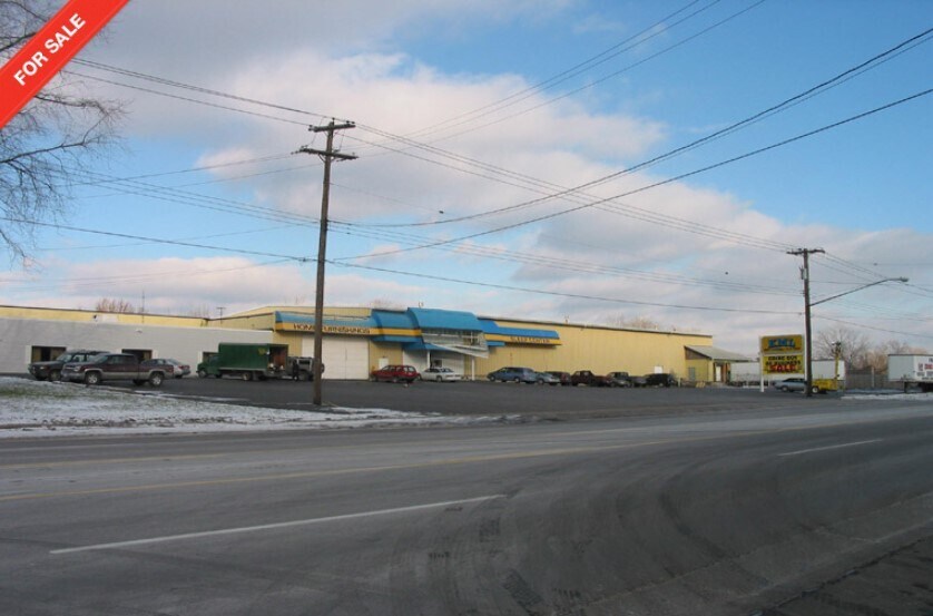 More Photos Of 960 French Rd, Cheektowaga Light Distribution For Sale