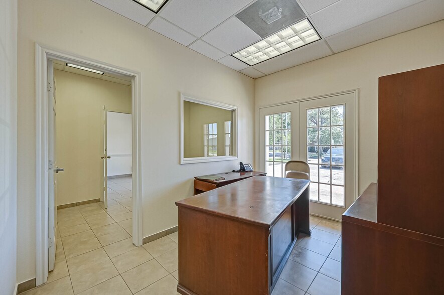 More Photos Of 2105 Cypress Landing Dr, Houston Daycare Center For Sale