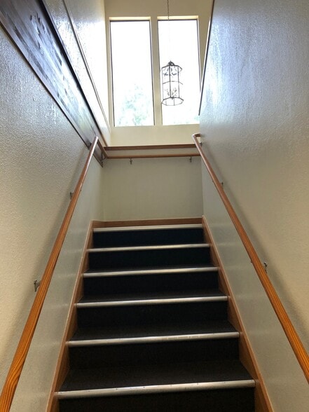 More Photos Of 801 15th St, Modesto Office For Lease