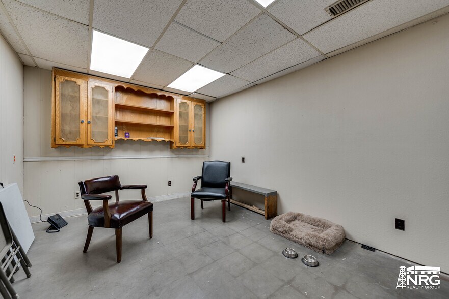 More Photos Of 130 E 52nd St, Odessa Industrial For Sale