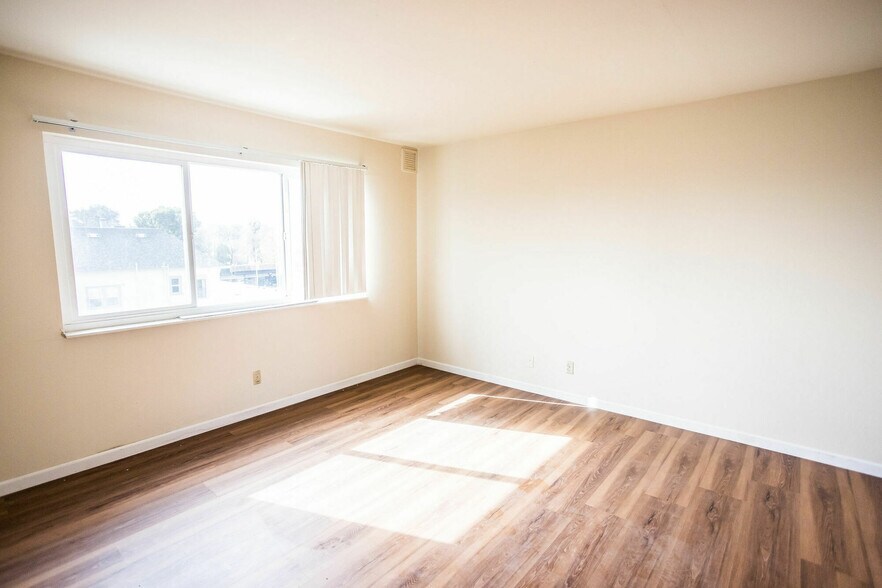 More Photos Of 3525 Dimond Ave, Oakland Apartments For Sale