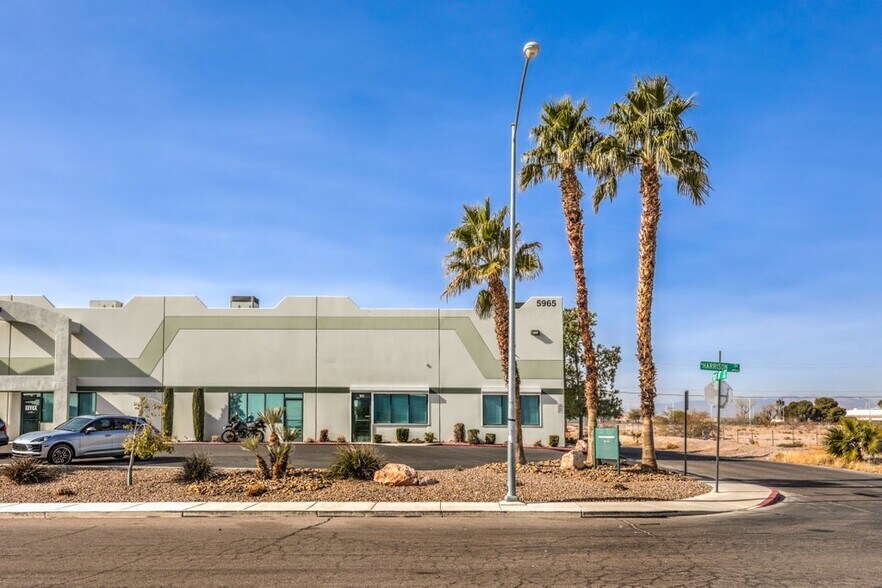 More Photos Of 5965 Harrison Dr, Las Vegas Warehouse For Sale