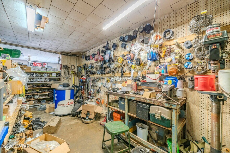 More Photos Of 308 W Main St, Bradford Auto Repair For Sale