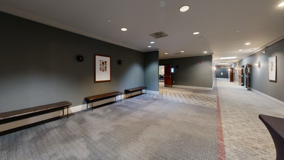 More Photos Of 2055 S Park Pl SE, Atlanta Hotel For Sale