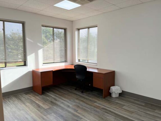 More Photos Of 750 Route 73 S, Marlton Medical For Sale