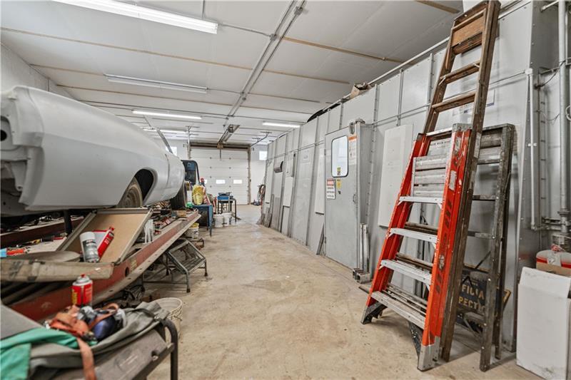 More Photos Of 560 Hoover Rd, Penn Hills Warehouse For Sale
