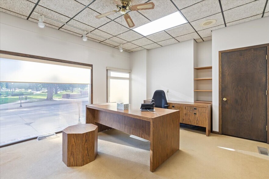 More Photos Of 127 Pearl St, Council Bluffs Office For Lease
