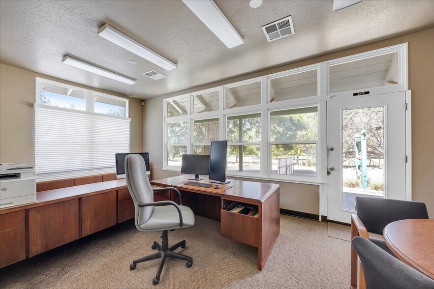 More Photos Of 22709 Twain Harte Dr, Twain Harte Office Residential For Sale