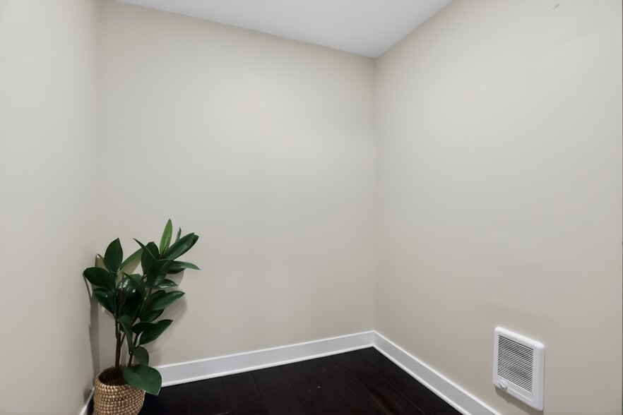More Photos Of 2624 Germantown Ave, Philadelphia Storefront Retail Residential For Sale